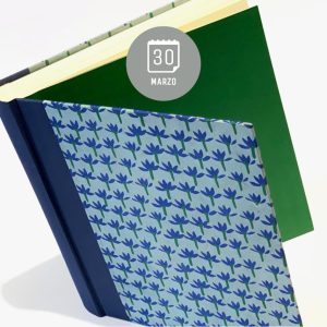 Curso álbum de fotos con papel de Nepal y guardas